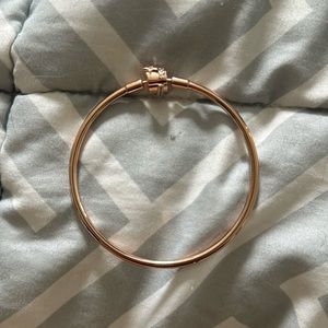 Pandora click/lock bracelet